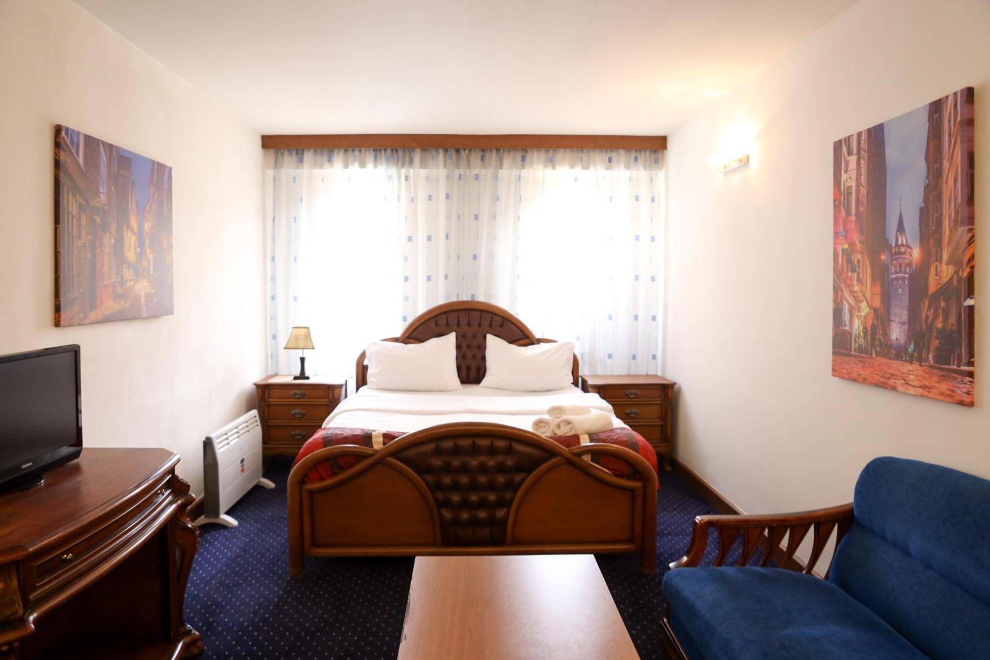 Hotel No Problem Erevan Esterno foto